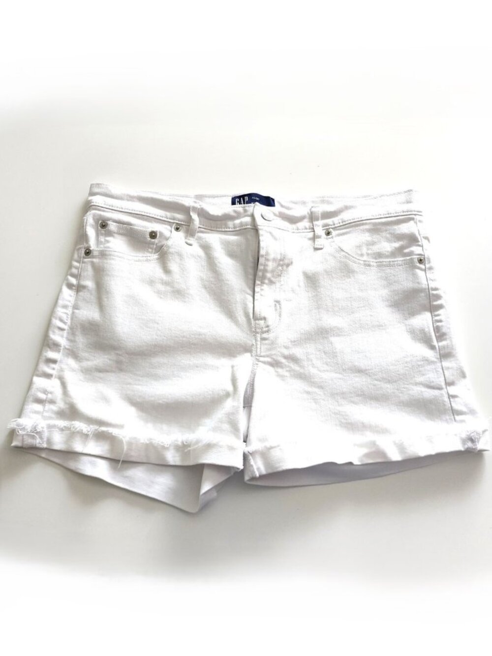 Gap white denim shorts 10 30